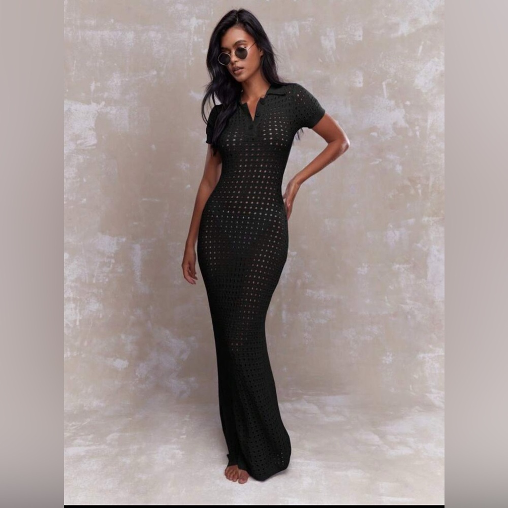 Chic Black Knit Maxi Dress